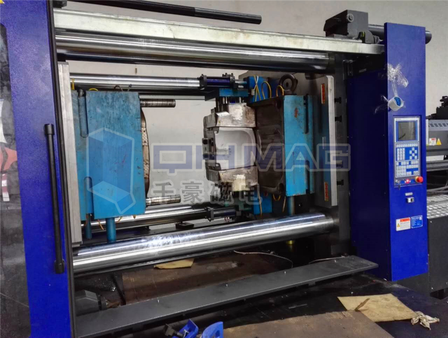 注塑機1250T 快速換模系統|千豪磁電 注塑機1250T 快速換模系統|千豪磁電